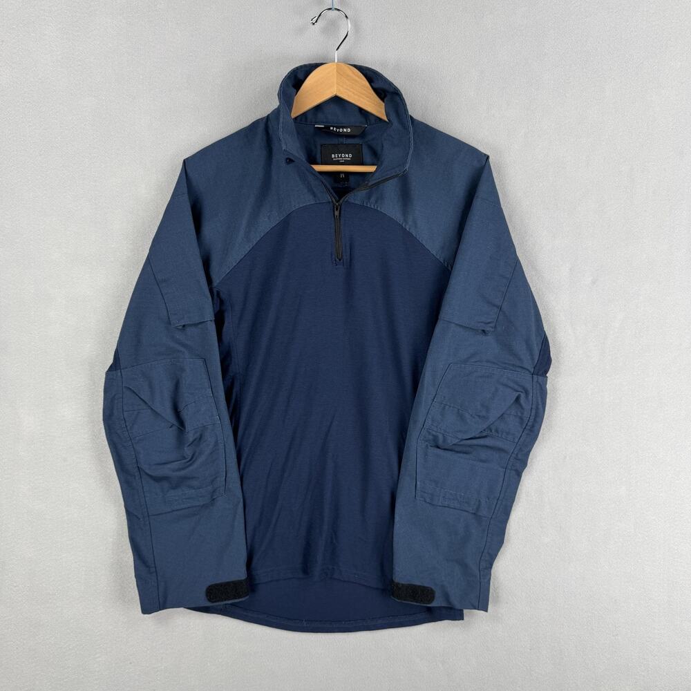 Beyond Pullover Mission Shirt Mens Medium Blue 1/4 Zip Long Sleeve USA